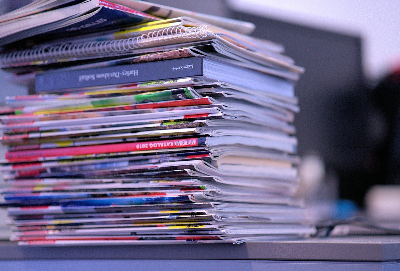 magazines-4783887_1280